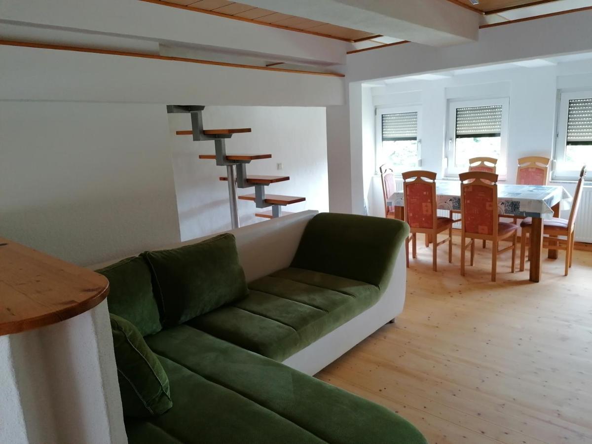 Ferienwohnung Max Schirgiswalde-Kirschau エクステリア 写真