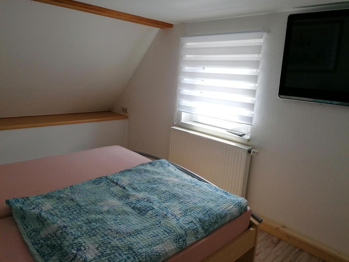 Ferienwohnung Max Schirgiswalde-Kirschau エクステリア 写真